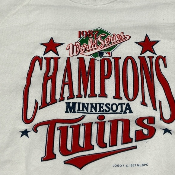 Minnesota Twins 1987 World Series Champions MLB Baseball Vintage Sweatshirt - Picture 2 of 4
